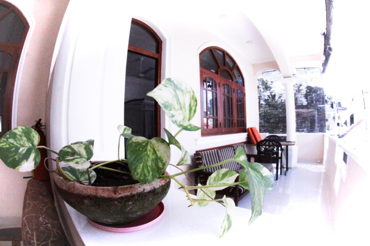 Angel Inn Guest House Negombo Exterior foto